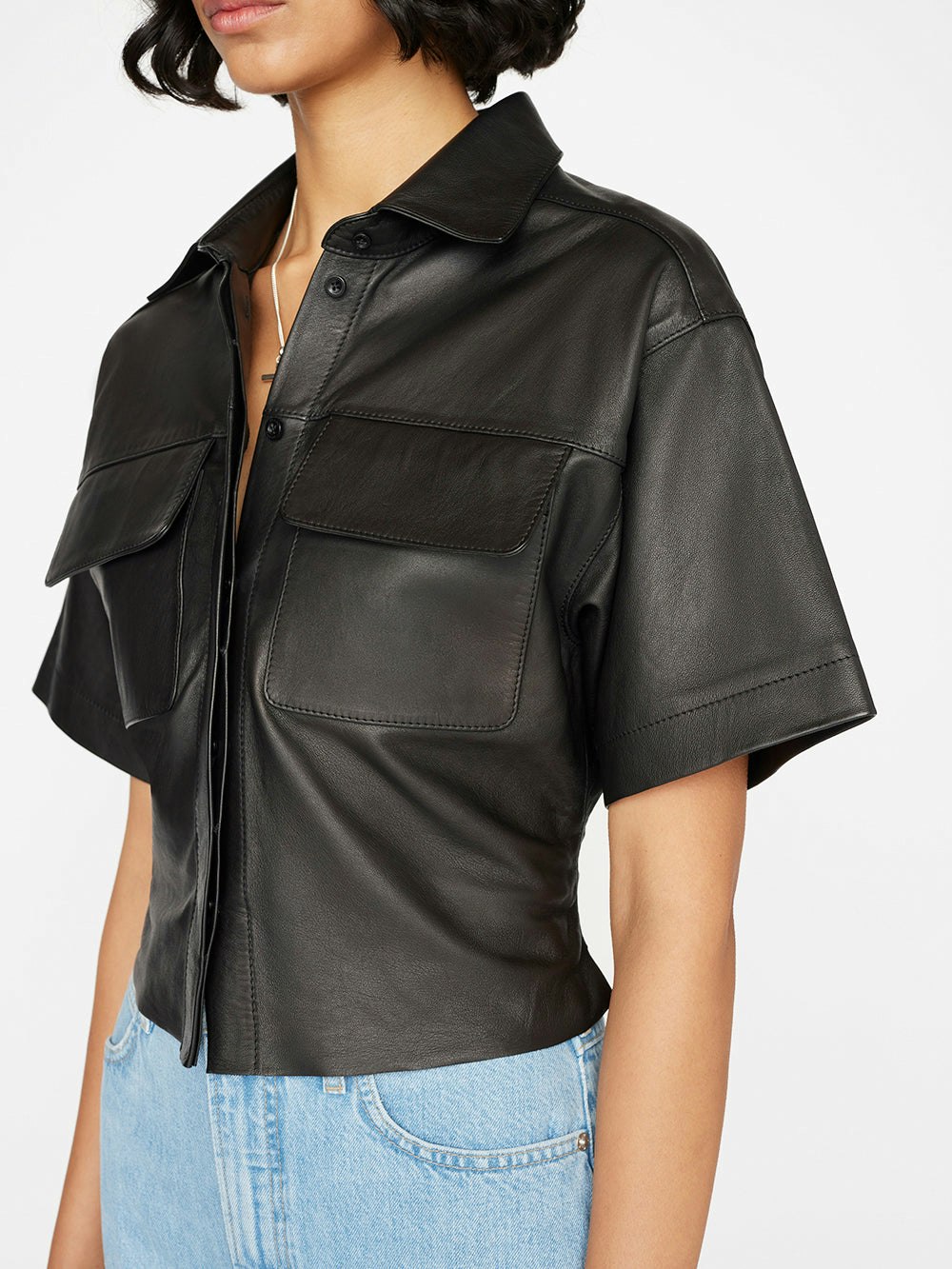 shirt side detail view alt:size alt:fit1